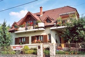Апартаменты Дом «Каталин». Проживание в частных апартаментах в Мишкольц-Тапольце.
