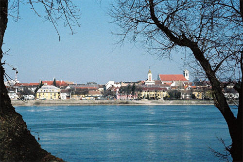Групповая экскурсия Гёдёллё - Вац. Экскурсия из Будапешта на русском языке